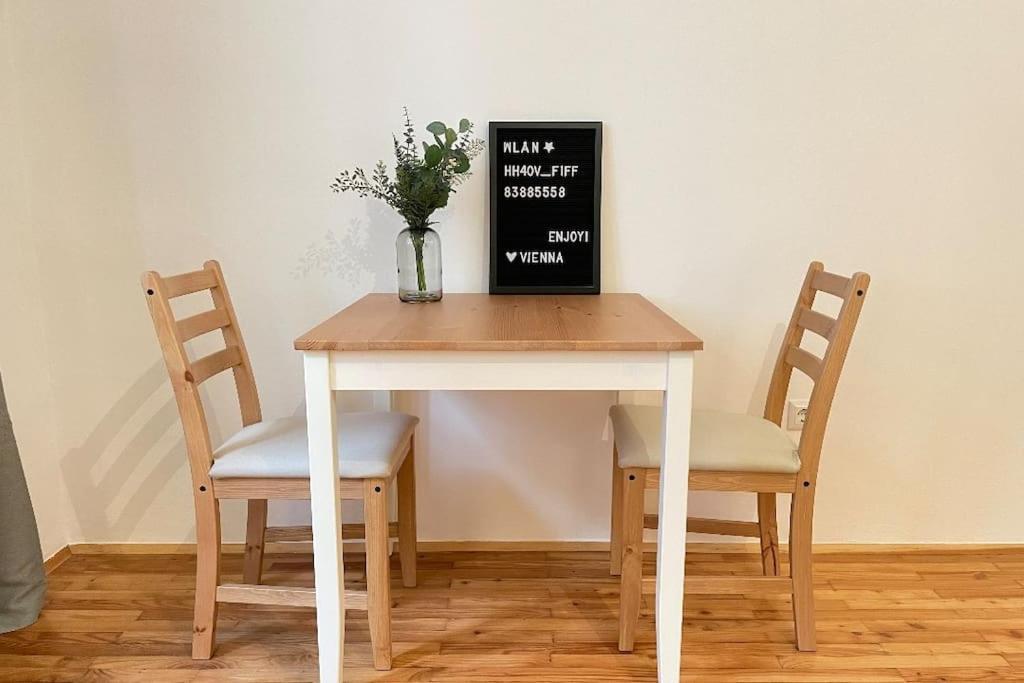 Mariahilfer Street Apartment Wien Ngoại thất bức ảnh